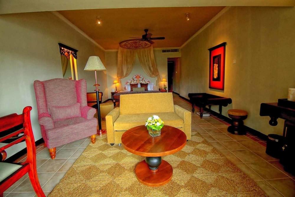 Thilanka Hotel Kandy Luaran gambar